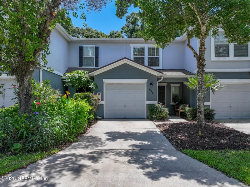 808 Black Cherry Dr S, St Johns, FL 32259