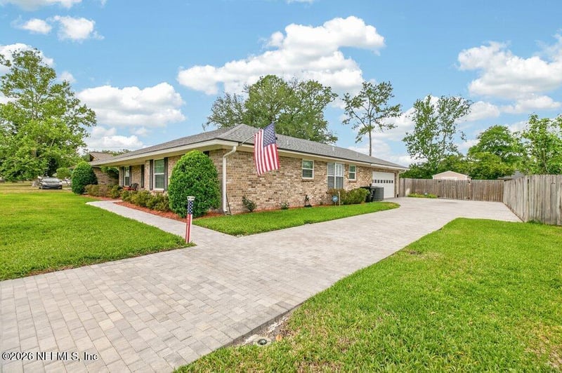 808 Maplewood Ln, Orange Park, FL 32065