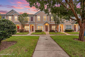 8105 Summer Cove Ct, Jacksonville, FL 32256