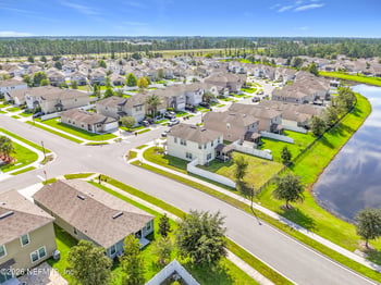 8106 Cape Fox Dr, Jacksonville, FL 32222
