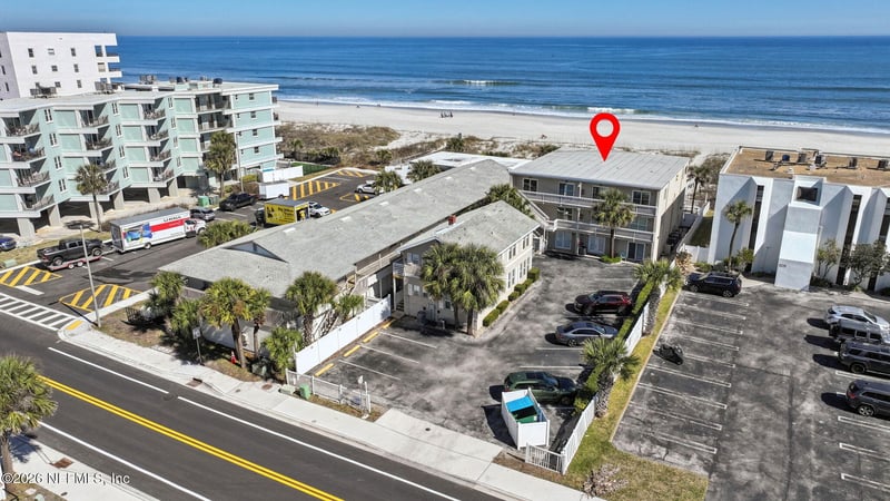 811 1st St #10, Jacksonville Beach, FL 32250