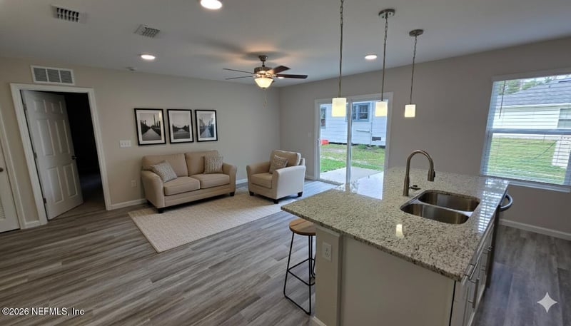 8112 Paschal St, Jacksonville, FL 32220