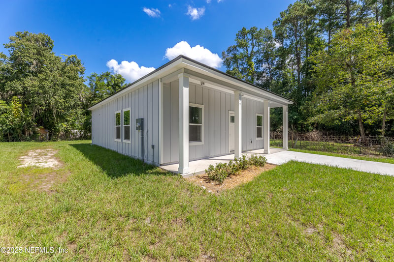 8119 Siskin Ave, Jacksonville, FL 32219