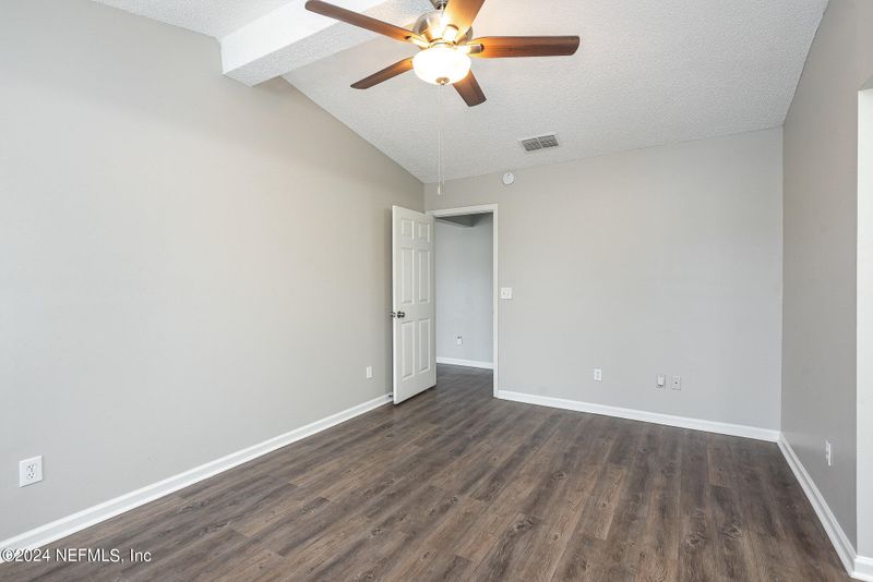 8122 Coatbridge Ln, Jacksonville, FL 32244