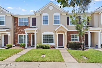 8125 Summer Point Ct, Jacksonville, FL 32256