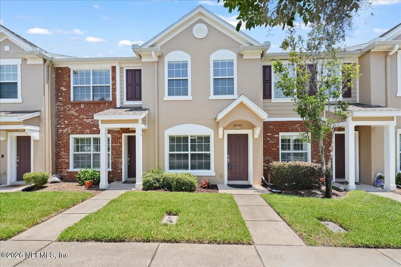 8125 Summer Point Ct, Jacksonville, FL 32256