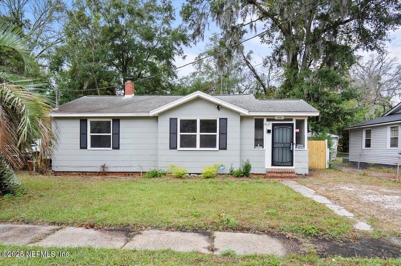 8126 Paul Jones Dr, Jacksonville, FL 32208