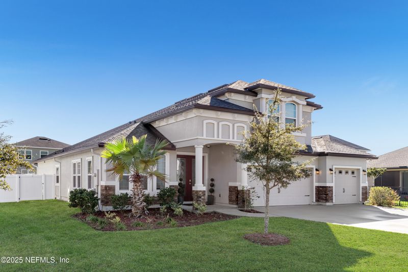 813 Laurel Valley Dr, Orange Park, FL 32065