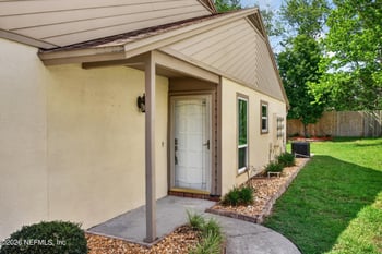 8137 Village Gate Ct, Jacksonville, FL 32217