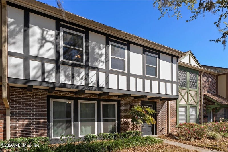 8140 Sutton Pl E, Jacksonville, FL 32217