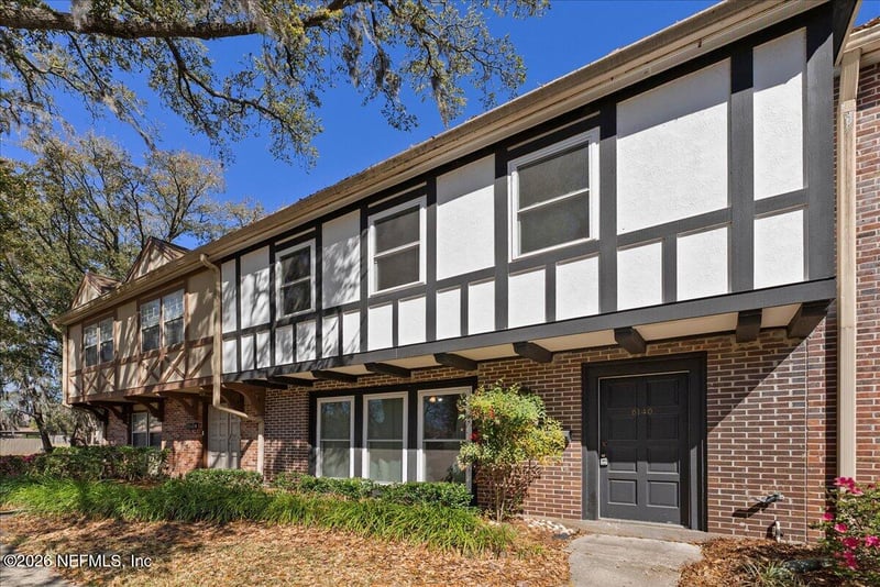 8140 Sutton Pl E, Jacksonville, FL 32217