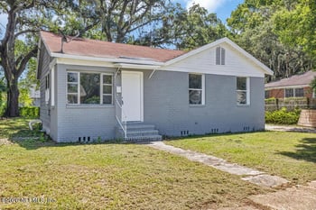 8141 Paul Jones Dr, Jacksonville, FL 32208