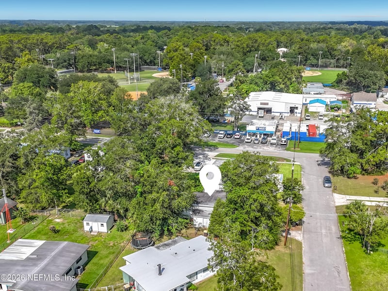 8146 La Marne Dr, Jacksonville, FL 32221