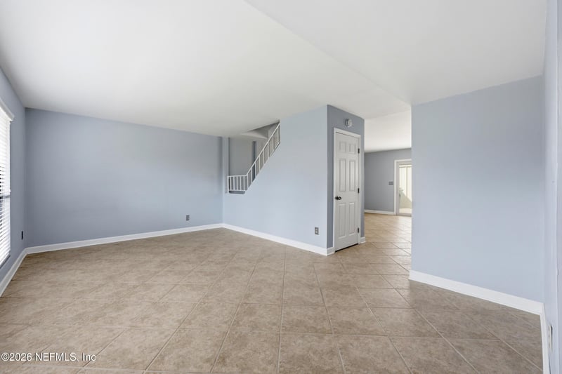8153 Sutton Pl N, Jacksonville, FL 32217