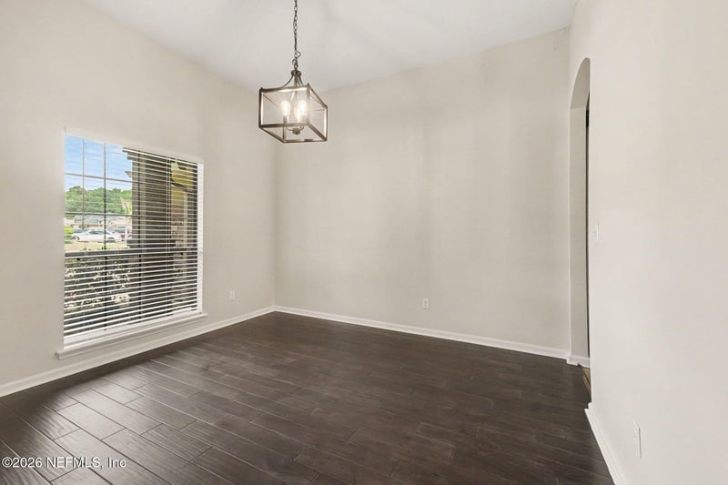 816 Reflection Cove Rd E, Jacksonville, FL 32218