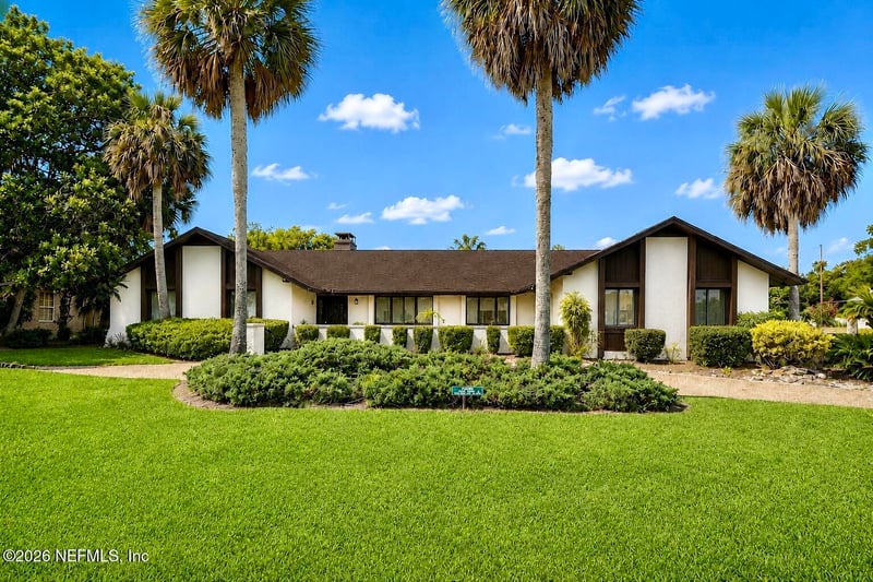 8166 Hunters Grove Rd, Jacksonville, FL 32256