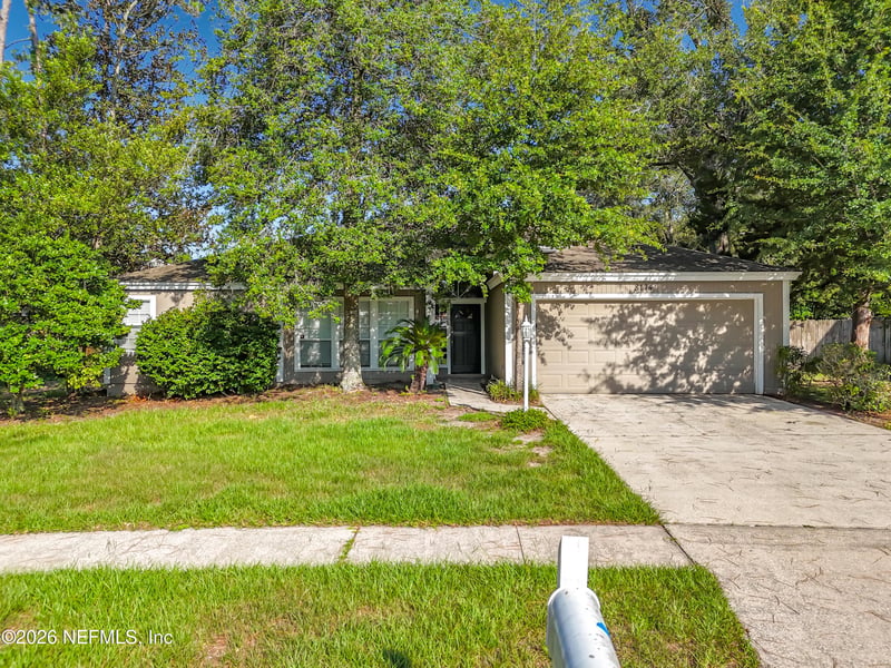 8174 Loch Lomond Ln, Jacksonville, FL 32244