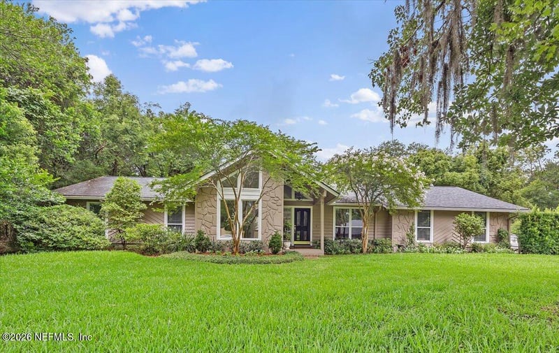 8176 Blue Jay Ln, Jacksonville, FL 32256