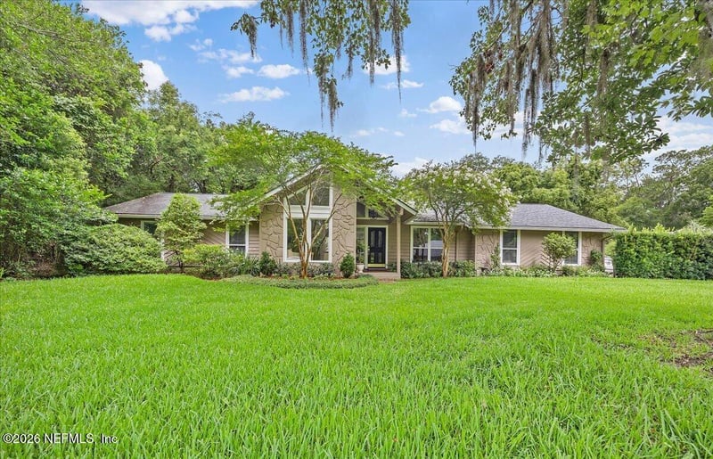 8176 Blue Jay Ln, Jacksonville, FL 32256
