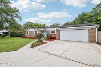 8199 Cholo Trl, Jacksonville, FL 32244