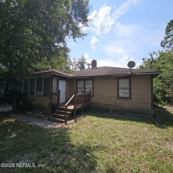 820 Gardenia Ln, Jacksonville, FL 32208