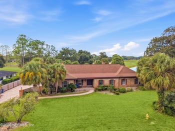 8202 Hunters Grove Rd, Jacksonville, FL 32256