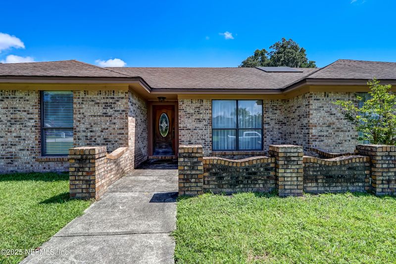 8203 Cutter Pl, Jacksonville, FL 32216