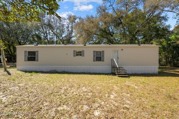 8206 Swan Lake Rd, Melrose, FL 32666