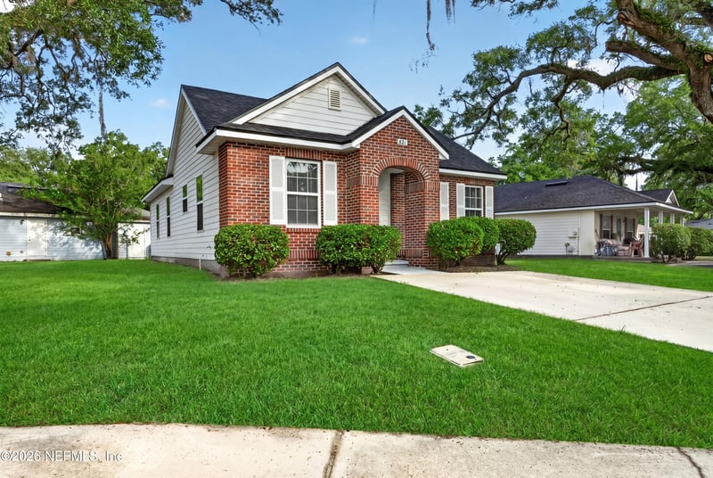 821 Oak Arbor Cir, Jacksonville, FL 32206