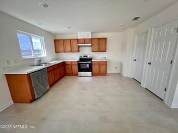 8212 Hawkes Meadow Dr, Jacksonville, FL 32219