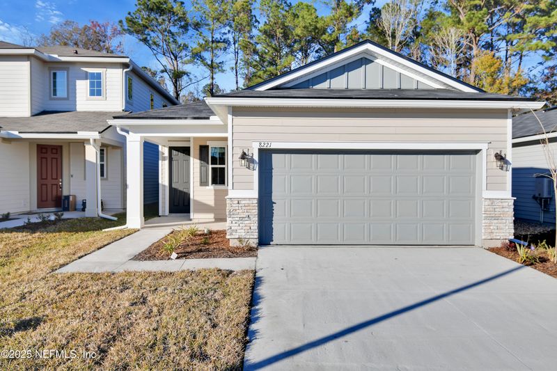 8221 Cedar Run Ln, Jacksonville, FL 32220