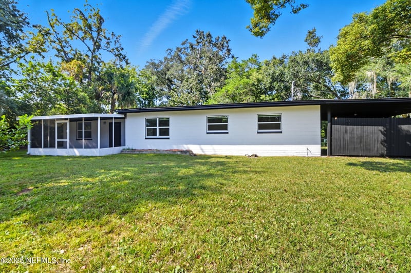 8223 Brackridge Blvd S, Jacksonville, FL 32216