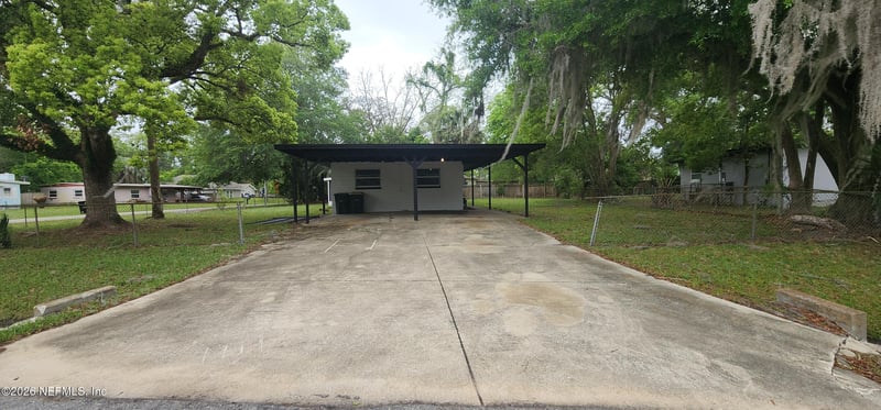 8223 Brackridge Blvd S, Jacksonville, FL 32216