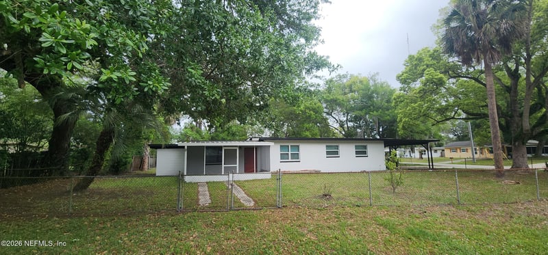 8223 Brackridge Blvd S, Jacksonville, FL 32216
