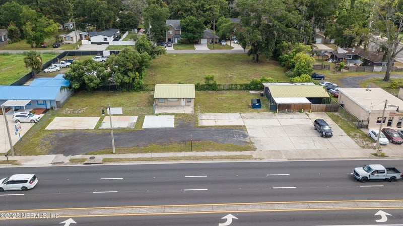 8225 103rd St, Jacksonville, FL 32210