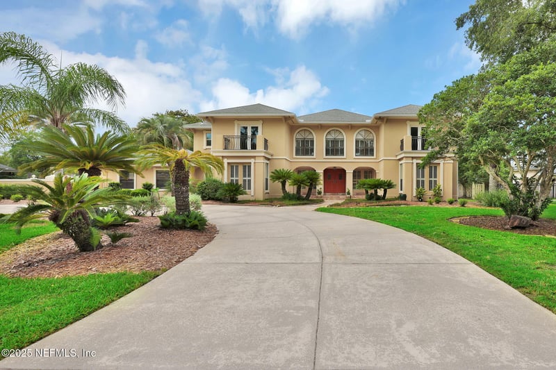 8227 Mar Del Plata St E, Jacksonville, FL 32256