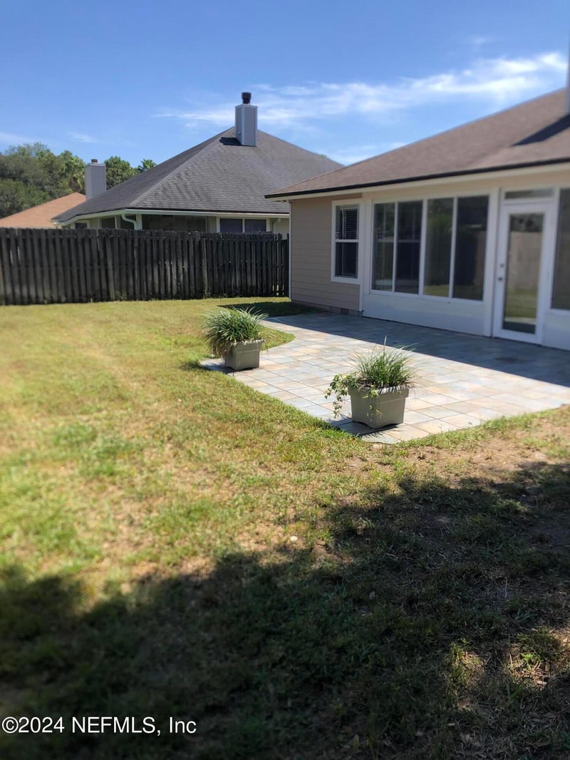 8229 Provincial Cir S, Jacksonville, FL 32277