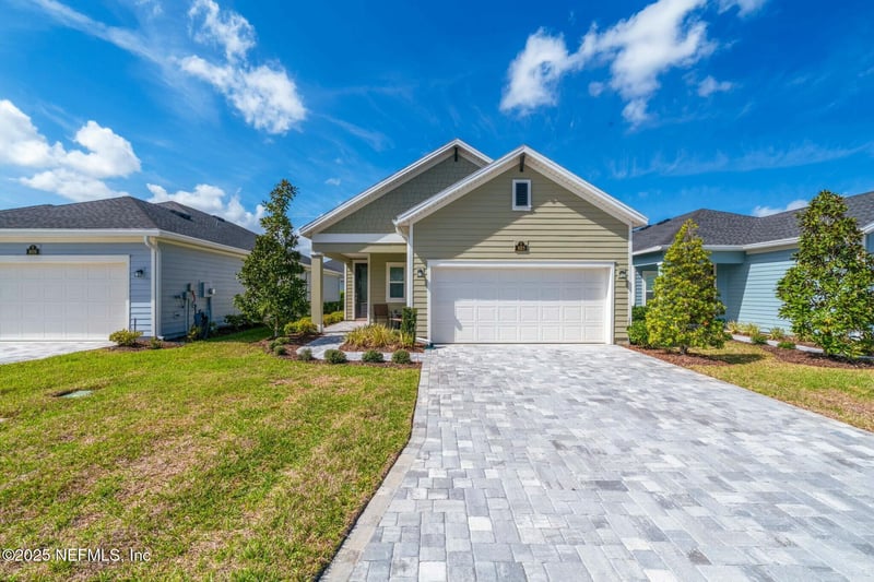 823 Stillwater Blvd, St Johns, FL 32259