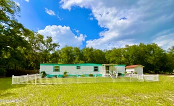 8232 Swan Lake Rd, Melrose, FL 32666