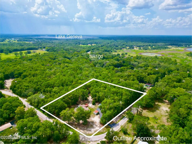 8232 Swan Lake Rd, Melrose, FL 32666