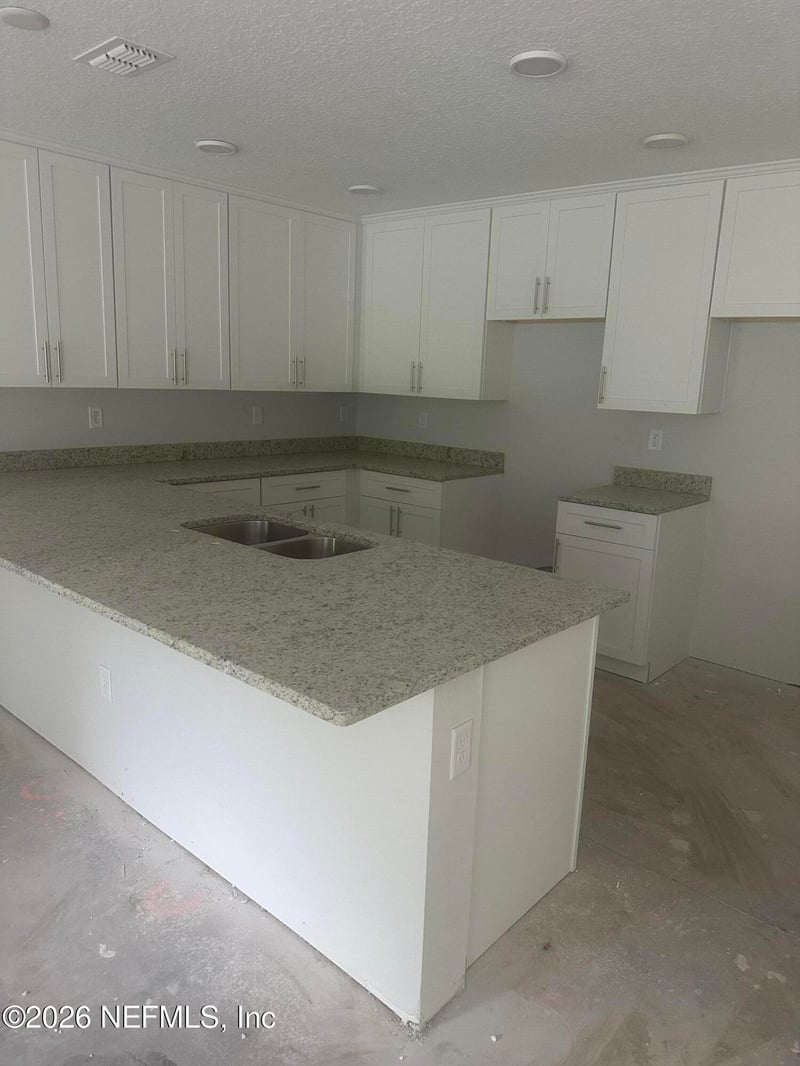 8239 Berry Ave, Jacksonville, FL 32211