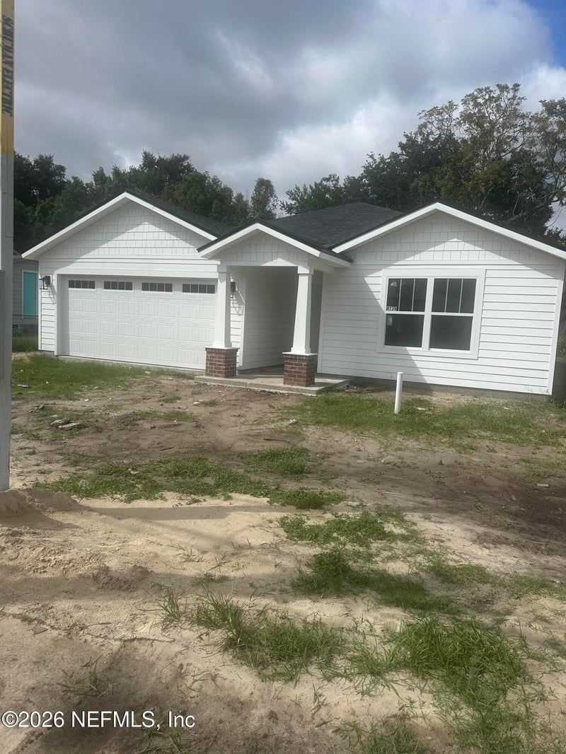 8239 Berry Ave, Jacksonville, FL 32211