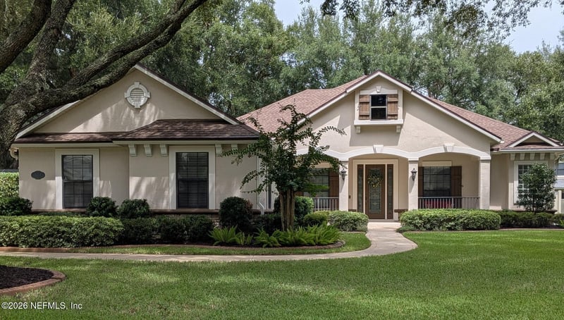 824 Peppervine Ave, St Johns, FL 32259