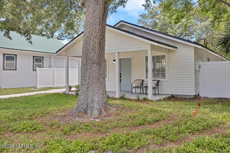 824 S 10th St, Fernandina Beach, FL 32034