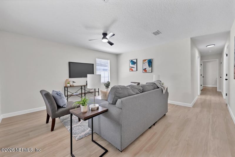 824 S 10th St, Fernandina Beach, FL 32034