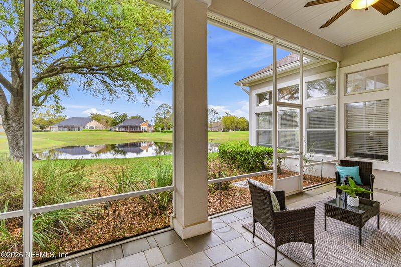 8245 Persimmon Hill Ln, Jacksonville, FL 32256