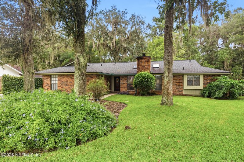 8249 Old Port Cir N, Jacksonville, FL 32216