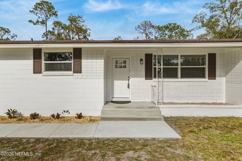 8249 Paschal St, Jacksonville, FL 32220