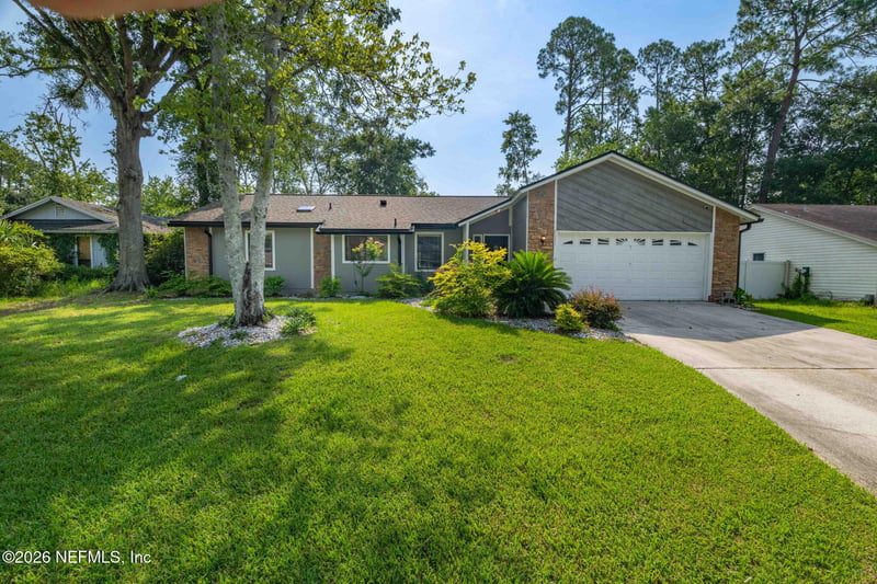8251 Pepperwood Dr, Jacksonville, FL 32244