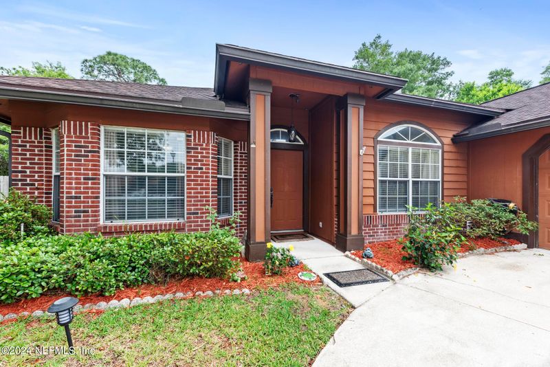 8254 Provincial Cir S, Jacksonville, FL 32277